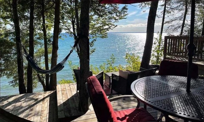 Beaver Island House | Bungalow Wicklow Lake Michigan Beaver Island House