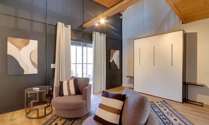 Gentry Cabin | Gentry Gem with Deck, 1 Mi to Siloam Springs Lake!