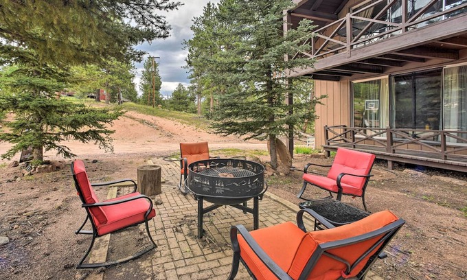 Florissant Cabin | Dawn of Hope Double Room