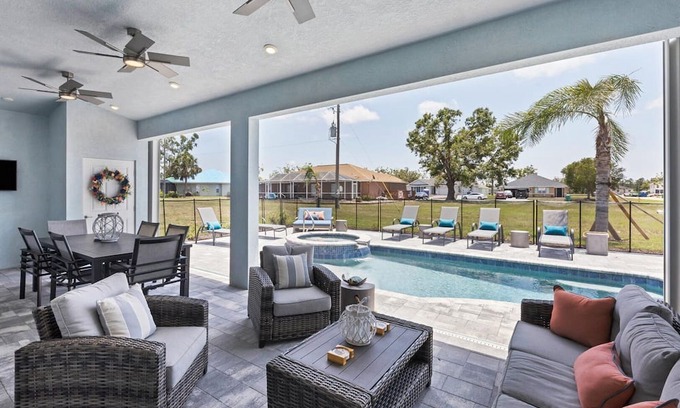Punta Gorda Apartment | 3 Bedroom House 728620 by Houzlet