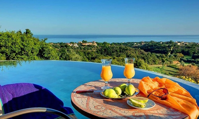 Skala Villa | Attractive Stone Villa, A/C, Private Pool, Panoramic Countryside & Sea Views - 5mins to Skala Beach!