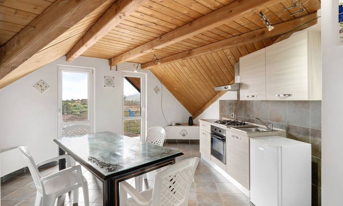 Fisciano Apartment | Apartment 'Parco San Lorenzo 1' with Balcony