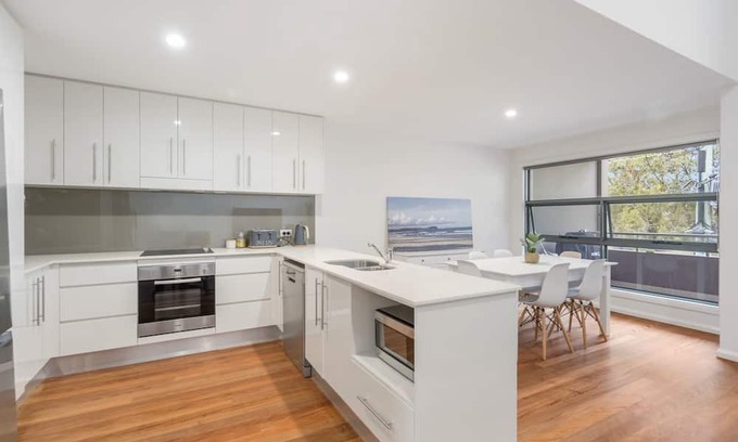 North Haven Apartment | North Heaven - Modern Apartment with Balcony River Views and Pool