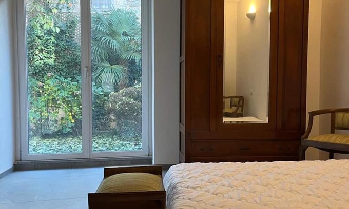Invorio Apartment | Holiday Apartment 'La Casina Tra I Laghi' with Private Garden and Wi-Fi