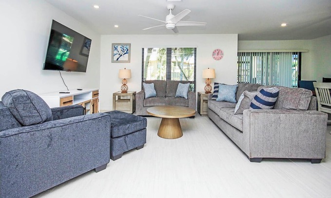Sanibel House | Blind Pass E103 - over 1500 sq ft ~ 8 person occupancy