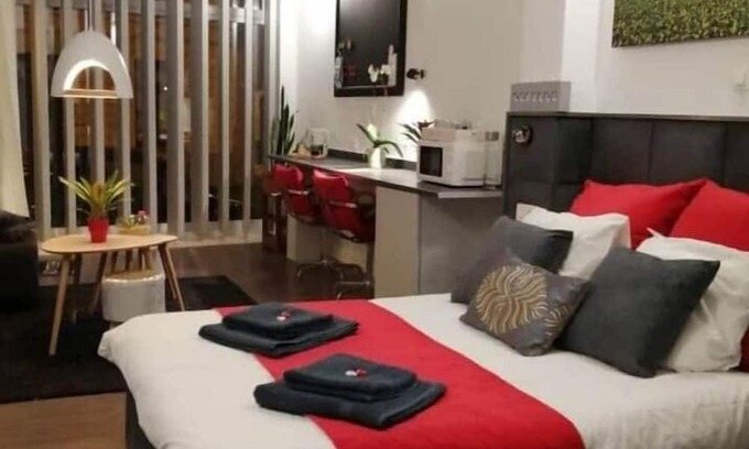 Braine-l'Alleud House | Romantic Lion's suite