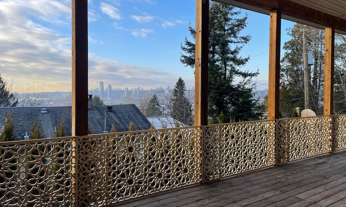 Surrey House | 3 Bed Suite - Best View In Town!