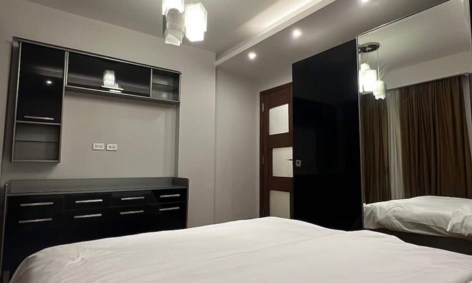 Giza Governorate Villa | Fabulous 5-bedroom villa with AC in Giza Governorate