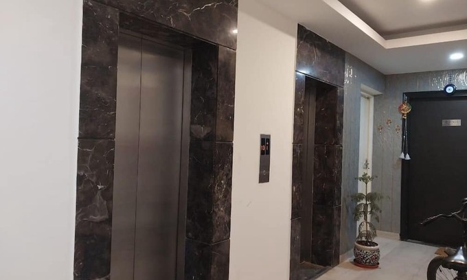 Gurugram Apartment | Charming 1-bedroom apartment in Gurugram