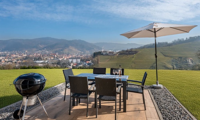 Oberkirch Apartment | Apartment 'Corner 28' with Mountain View, Private Terrace and Wi-Fi