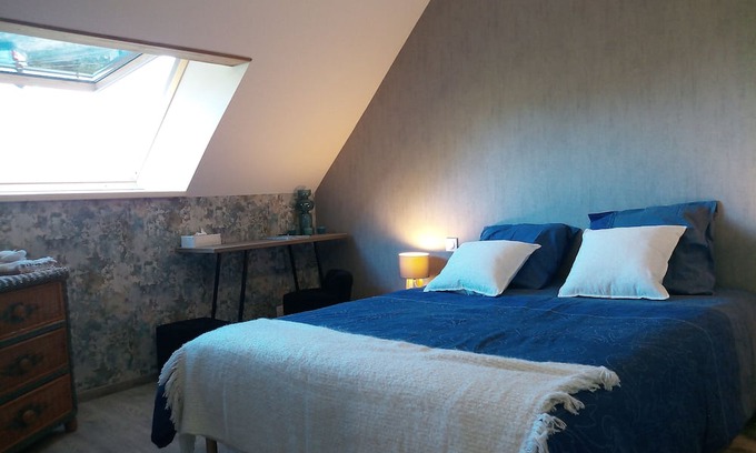 Les Cotes de Corps Bed & Breakfast | Bed and Breakfast 'La Chambre De L'Obiou 2' with Lake View, Shared Garden and Wi-Fi