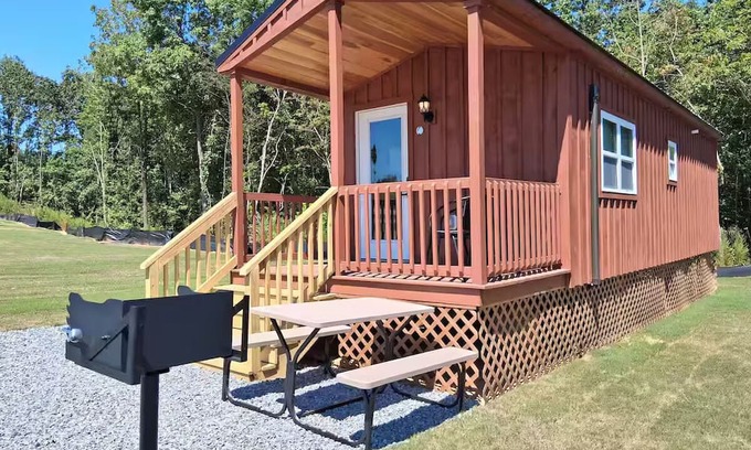 Kings Mountain Cabin | Wildfire 1