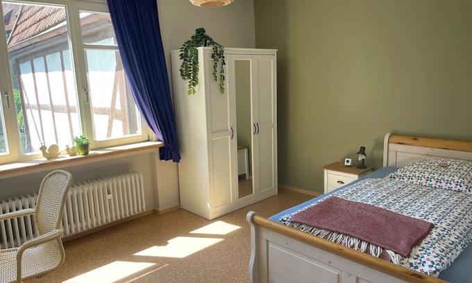 Schlitz Apartment | Room 'Friedrich' with Shared Terrace and Wi-Fi