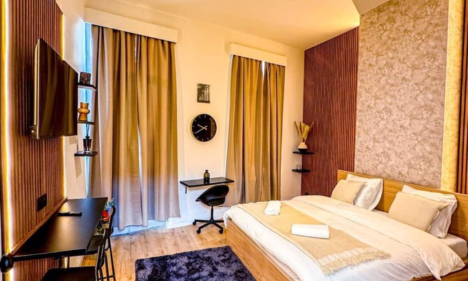 Ghent City Centre Apartment | Stylish Room w/View @Vibrant Ghent, Breezy Balcony