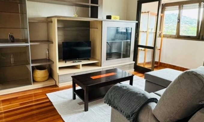 San Julian de Musques Condo | Muskiz Retreat, beach 3 kms, free WIFI