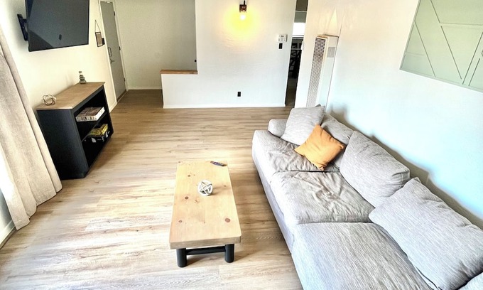 Grants House | Amazing 3-bedroom house with AC in Grants right off historic Route 66