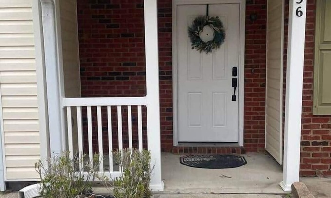 Crestview House | Townhome in Southeast Crestview