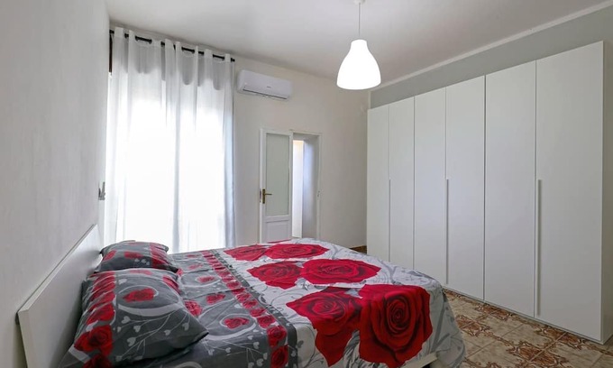 Lanzara House | 70 meters of comfort with terrace 2 bedrooms 2 bathrooms equipped kitchen, parking space