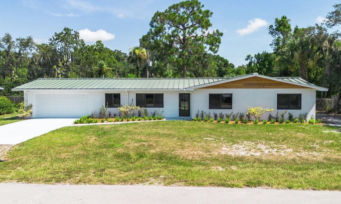 Okeechobee House | Bright & Roomy Okeechobee Stay w/Workspace