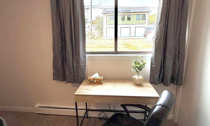 Cedar Rapids - Iowa City Apartment | Quiet Space Apartment