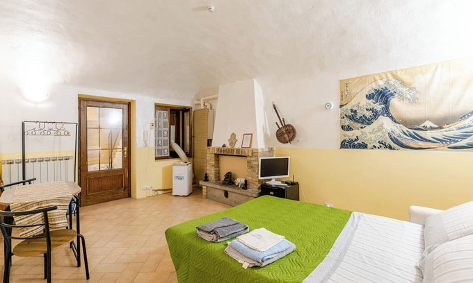 Casale Monferrato Apartment | Zen Studio in the Center|Parking Free|H24 CheckIn