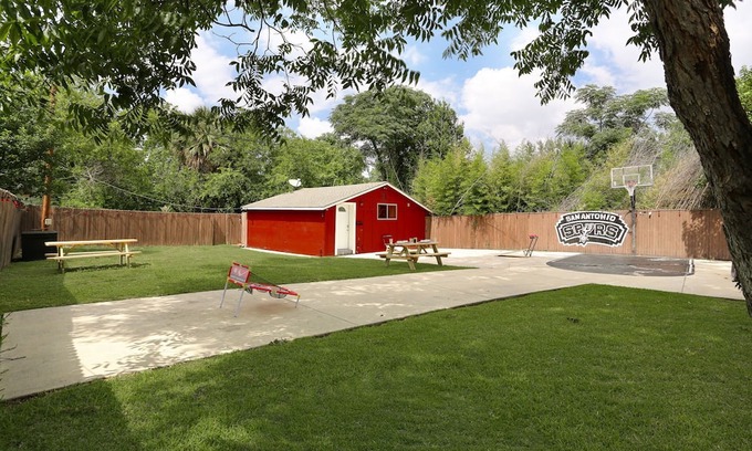 Tobin Hill House | NEW! Cozy Tobin Hill Guest House Near Pearl & River Walk!