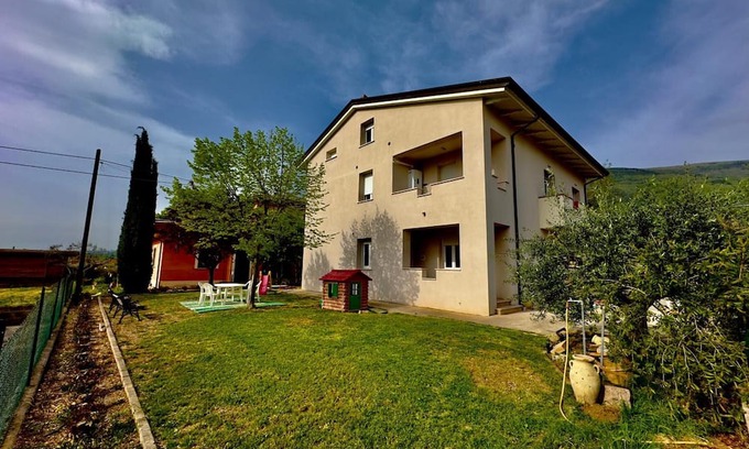 Capitan Loreto Apartment | The Residenza dell'Arrotino with Private Garden