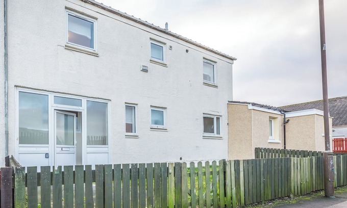 Uphall House | Charming Livingston Home with Garden
