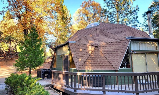Glencoe Cabin | Unique and Secluded Dome Getaway near Sacramento, California