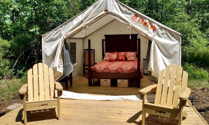 Madison RV Rental | Gorgeous Tent Rental Great for Glamping in Ohio