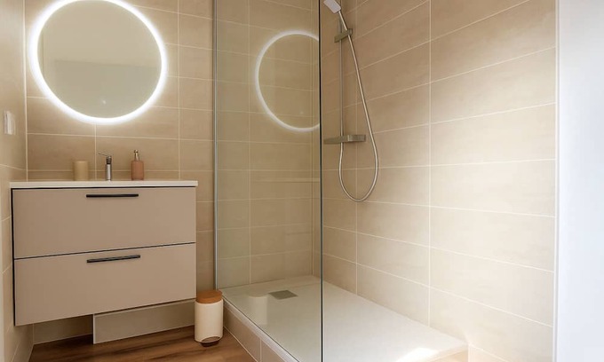 Le Landrel Apartment | Rennes - 5 rooms, 2 bathrooms - Ideal for groups & professionals