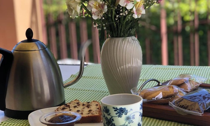 Ogliara Bed & Breakfast | B&B La Rosa: cozy attic room with terraces and spacious living room