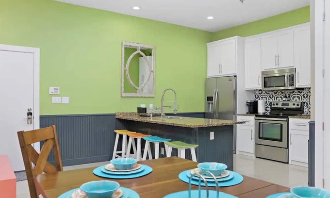 South Padre Island Condo | Coral Cave Luxury Condo! Enjoy the beach, pools, BBQs, and bay views.