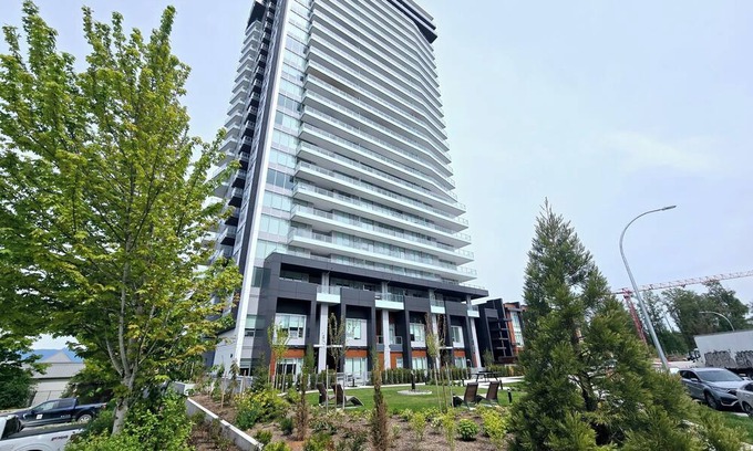 Willoughby Apartment | Brand new apartment with elevator