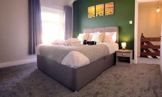 Port Talbot House | Parking, 4 Bedrooms, Small Courtyard
