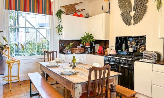 Herne Bay Apartment | Seafront Serenity | Stylish & Unique Home