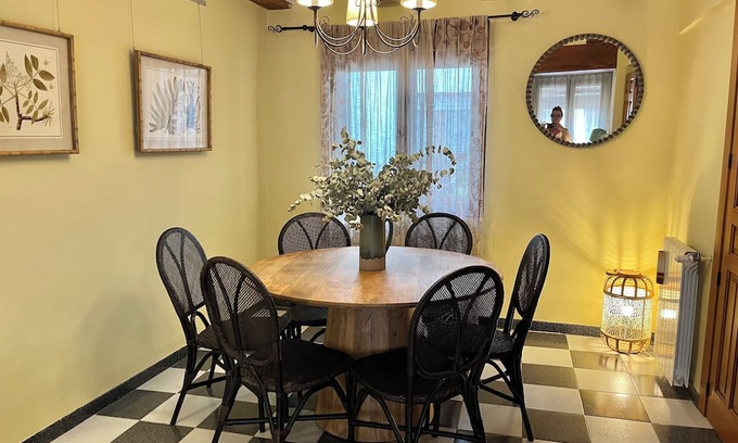 Biar House | House in the center of town with all amenities.