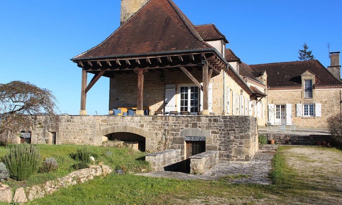 Sainte-Mondane House | Charming 6-bedroom house in Dordogne for a peaceful getaway