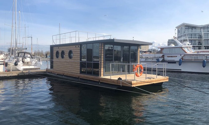 Stein Apartment | Fjord Auriga - Solar boat