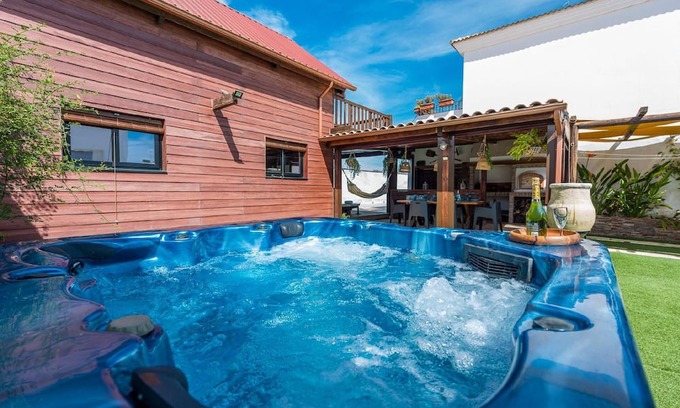 Rute House | Holiday apartment Llanos de Don Juan for 1 - 4 persons with 1 bedroom - Holiday house