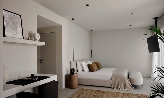 Khalandrion House | Alluring Athens Suite | Artemis Suite | 1 Bedroom | Private Furnished Balcony | Prime Location | Chalandri