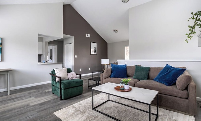 Indianapolis Apartment | Barsala l 2BD w/Fast Wi-Fi + Pool & Gym Access
