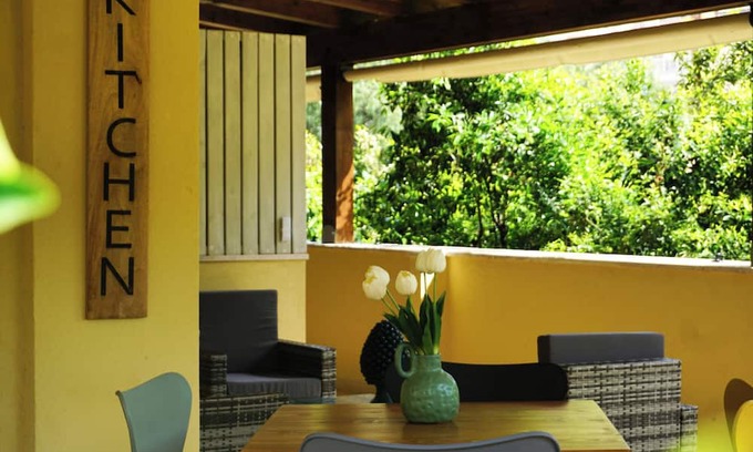 Palermo Villa | Delightful and refined villa nestled in a green oasis in the city