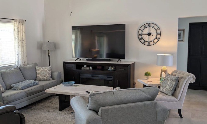 Fortuna Foothills House | Hello Traveling professionals, Military, and vacationing tourists.