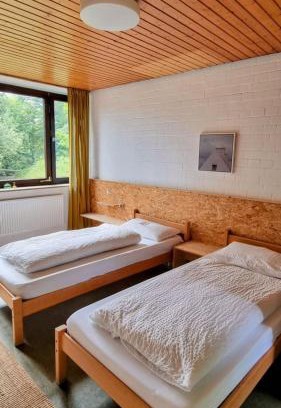 Gomadingen Apartment | Zimmer 2