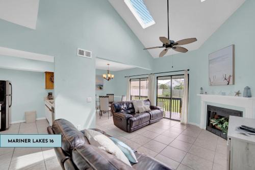 Orange Beach House | Mariner Lakes 16